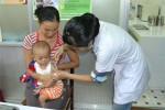 Tiêm ngừa vaccine tại một cơ sở y tế. Ảnh: Vân Anh