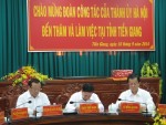 Quang cảnh buổi làm việc