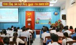 Gieo mầm thói quen đọc sách, báo trong học sinh