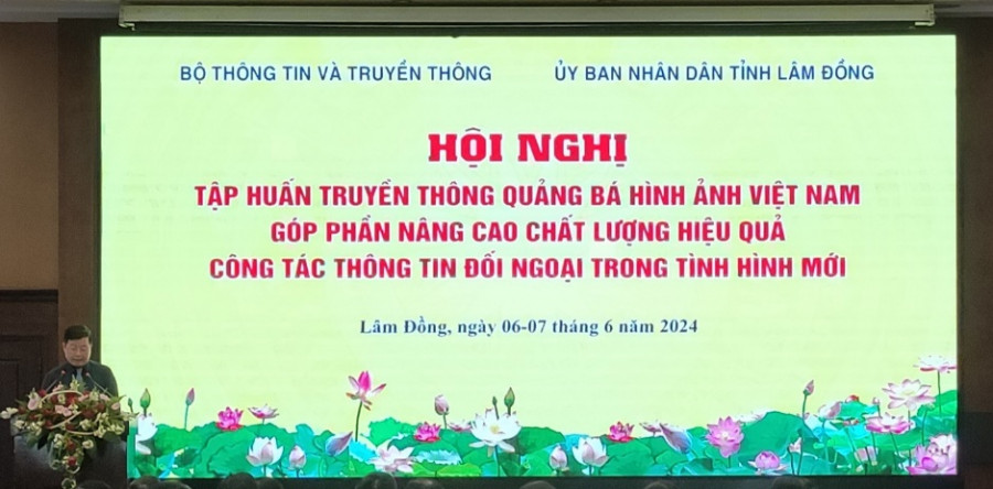 Đồng chí Nguyễn Thanh Lâm phát biểu khai mạc Hội nghị.